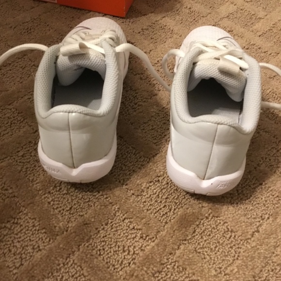 Nike Vapor Edge Shark 2 BG Cleats Little Girls Size 13 - Picture 3 of 8